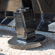 Adjustable Skid Shoes Feature